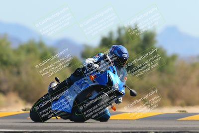 media/Nov-06-2022-SoCal Trackdays (Sun) [[208d2ccc26]]/Turn 7 Set 2 (1050am)/